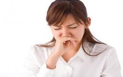 Khí hư ra nhiều có mùi khó chịu là biểu hiện bệnh gì?	